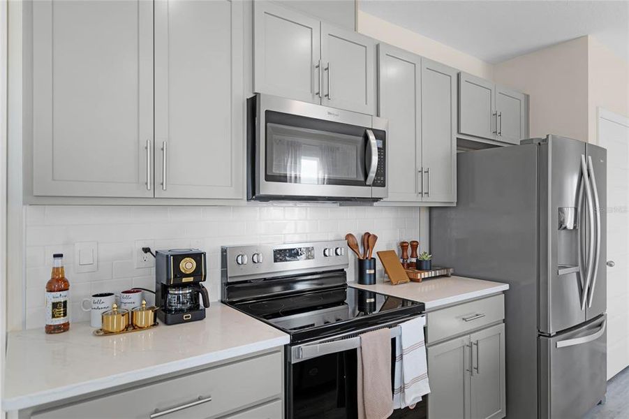 Furnished interior view inside a new home in , Winter Haven (Image 12).