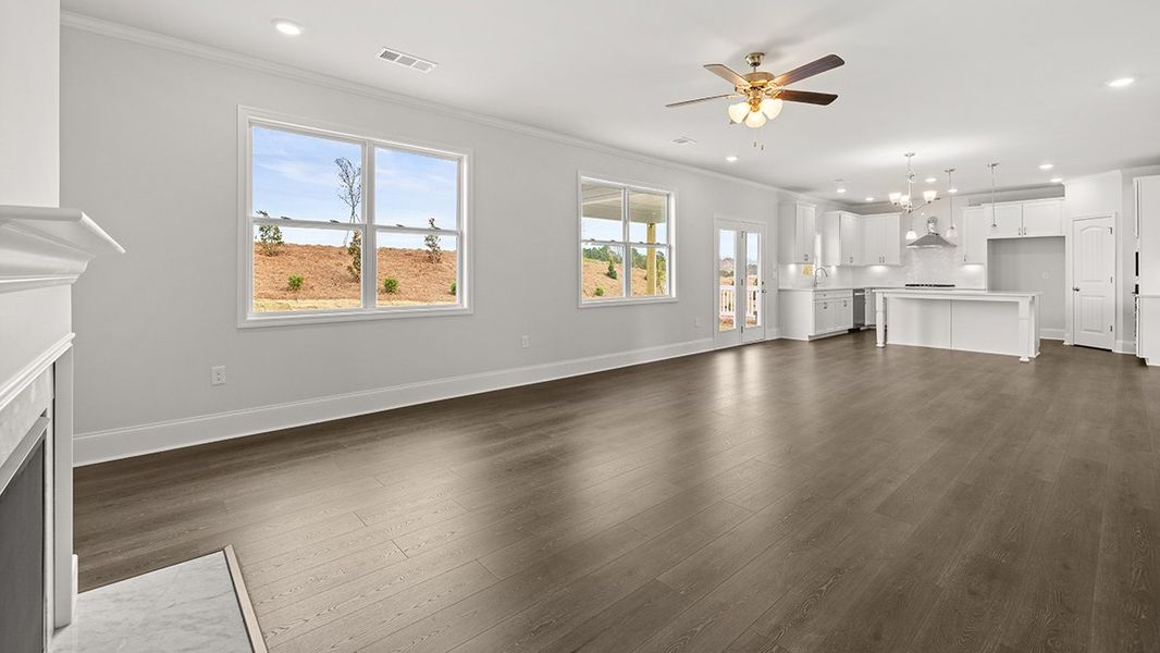 Representative unfurnished interior of a home built from the Westerly by D.R. Horton in Thalley Creek Estates, Cumming (Image 21).
