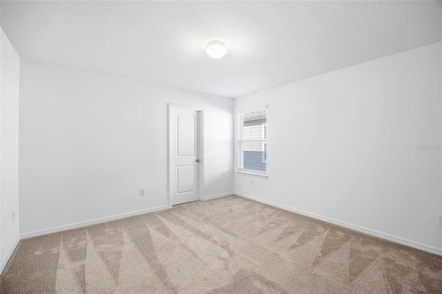 Spacious, unfurnished interior of a new home in , Land O' Lakes (Image 37).