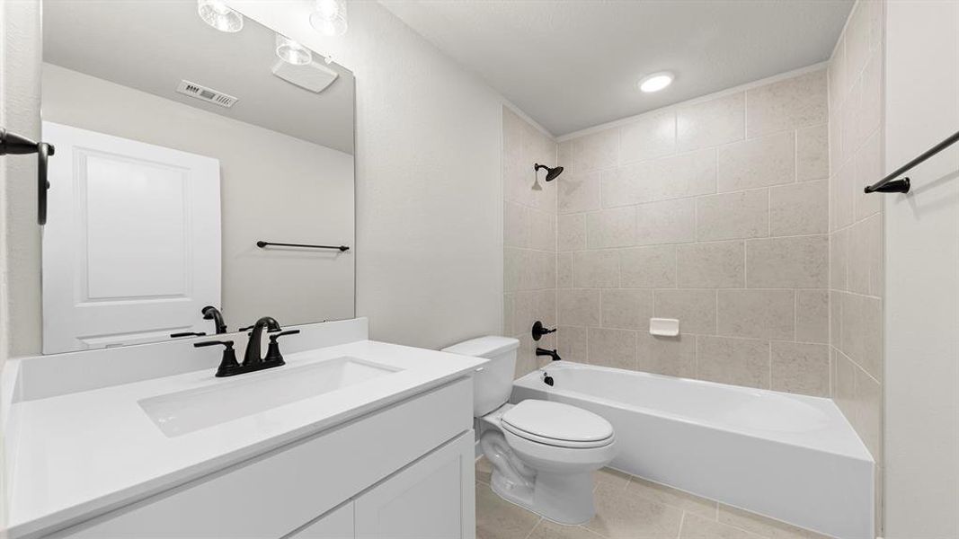 23. 9305 Shadow - 3RD Bath 23. 9305 Shadow - 3RD Bath