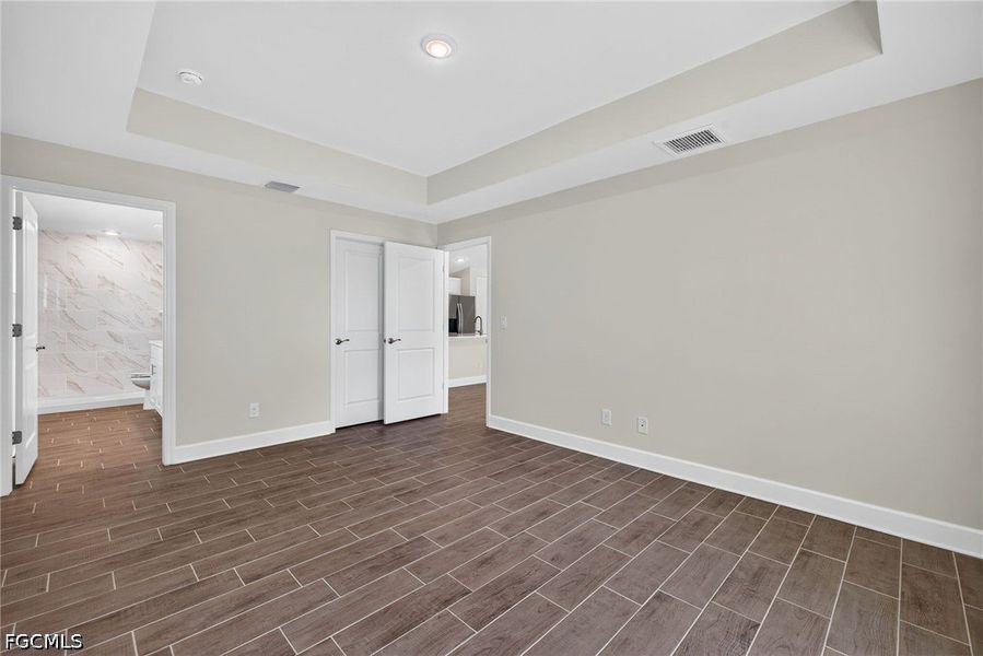 Spacious, unfurnished interior of a new home in Cape Coral, Cape Coral (Image 24). Spacious, unfurnished interior of a new home in Cape Coral, Cape Coral (Image 24).