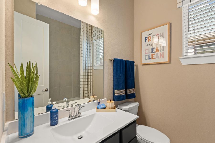 Furnished interior view inside a new home in Mulberry Farms, Santa Fe (Image 15). Furnished interior view inside a new home in Mulberry Farms, Santa Fe (Image 15).