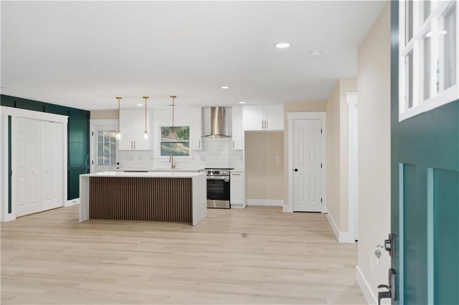 Furnished interior view inside a new home in , Mableton (Image 5).