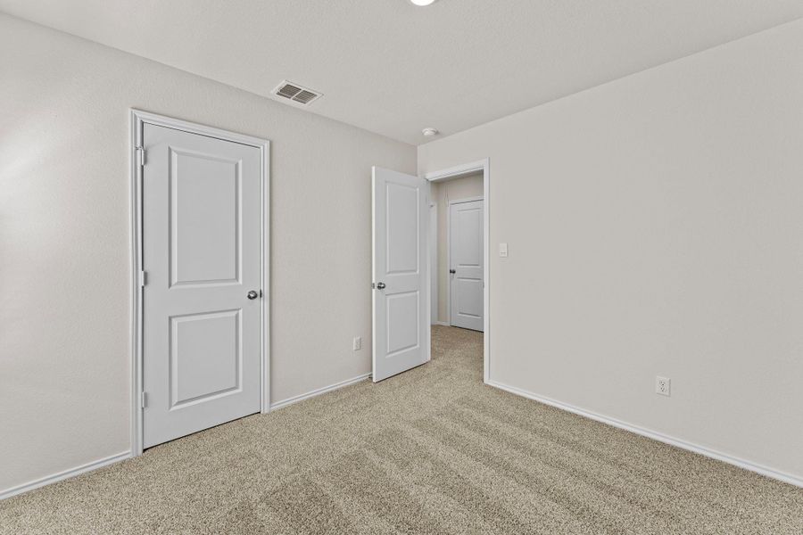 Spacious, unfurnished interior of a new home in Bollinger, Maxwell (Image 23).