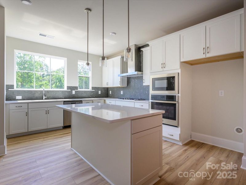 Gourmet Kitchen Layout