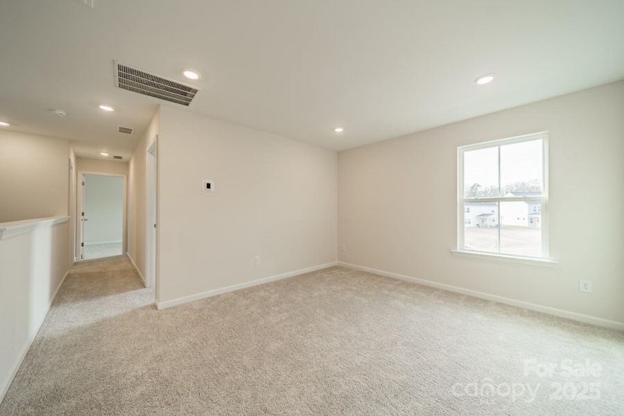 Spacious, unfurnished interior of a new home in Stewarts Landing, Charlotte (Image 37).