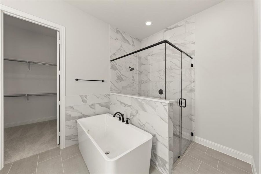 Furnished interior view inside a new home in , Rockwall (Image 11).