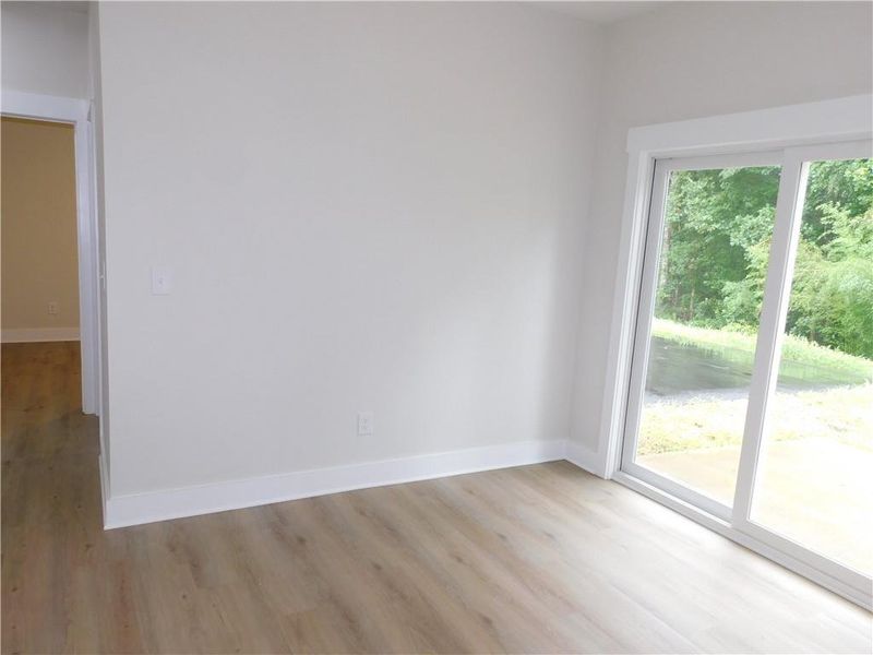 Spacious, unfurnished interior of a new home in , Dahlonega (Image 16).
