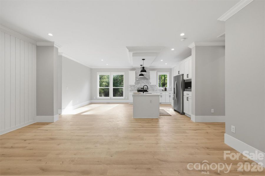 Spacious, unfurnished interior of a new home in , Taylorsville (Image 19).