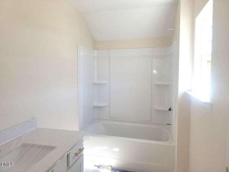 Image 47 of a home in Tobacco Road.