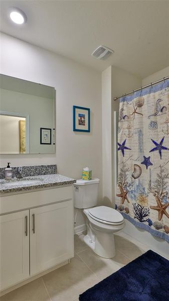 Furnished interior view inside a new home in , New Smyrna Beach (Image 11).