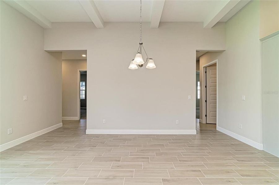 Spacious, unfurnished interior of a new home in Waterset, Apollo Beach (Image 30).