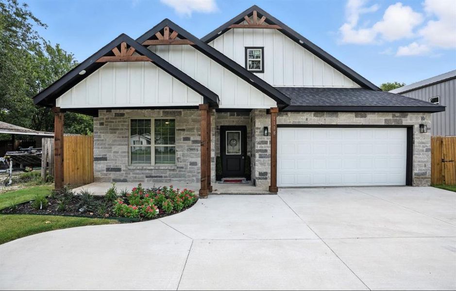 Front exterior of a new home in , Gainesville, TX, highlighting curb appeal (Image 15).