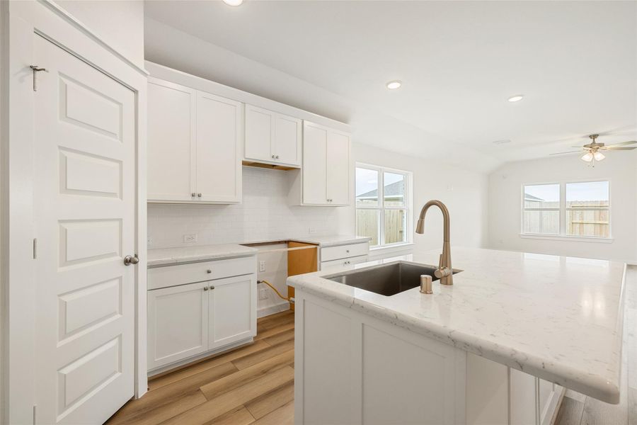 Furnished interior view inside a new home in River Ranch, Dayton (Image 12).