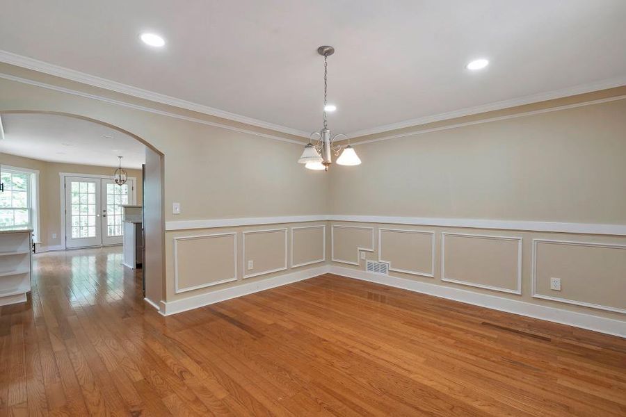 Spacious, unfurnished interior of a new home in , Lula (Image 15).