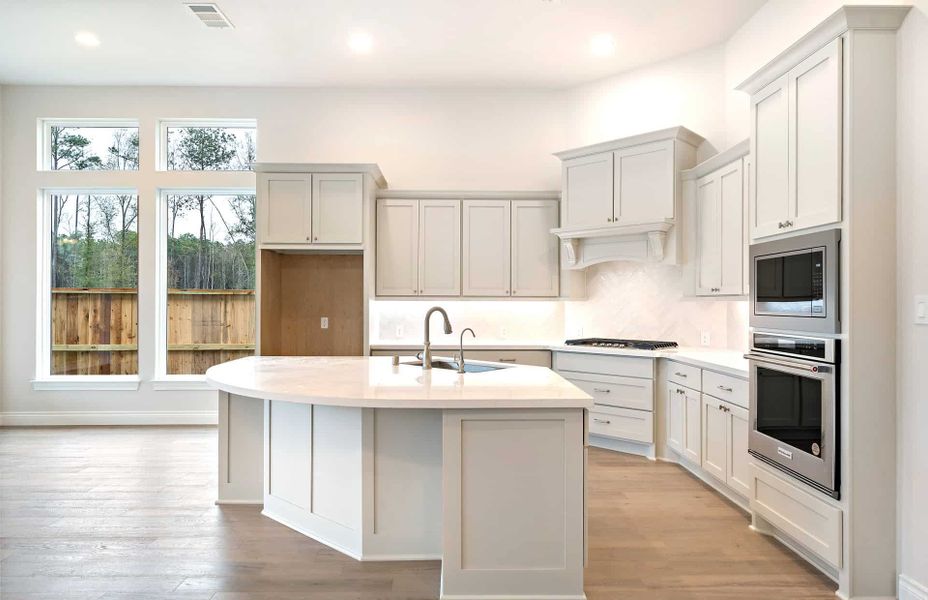 Representative furnished interior of a home built from the 2349 by Ravenna Homes in The Highlands 55′, Porter (Image 10). Representative furnished interior of a home built from the 2349 by Ravenna Homes in The Highlands 55′, Porter (Image 10).