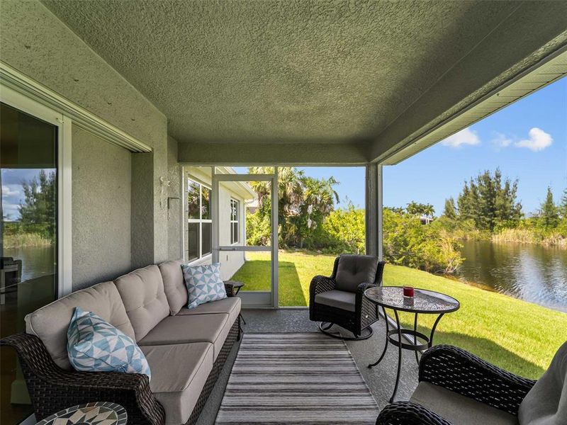Exterior details and patio area of a home in Port Charlotte, Port Charlotte (Image 4).