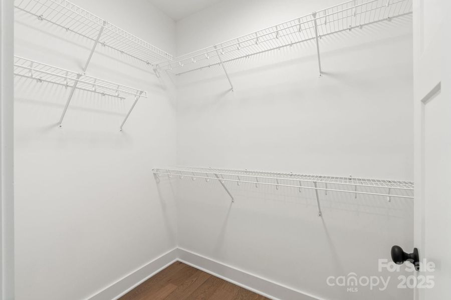 Spacious, unfurnished interior of a new home in , Lewisville (Image 31).