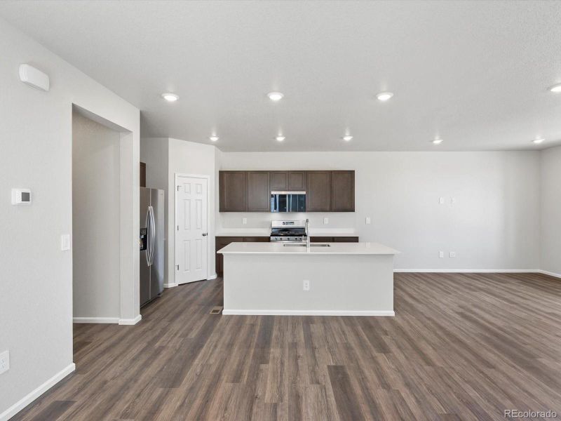 Furnished interior view inside a new home in Horizon Uptown: The Mountain Collection, Aurora (Image 9). Furnished interior view inside a new home in Horizon Uptown: The Mountain Collection, Aurora (Image 9).