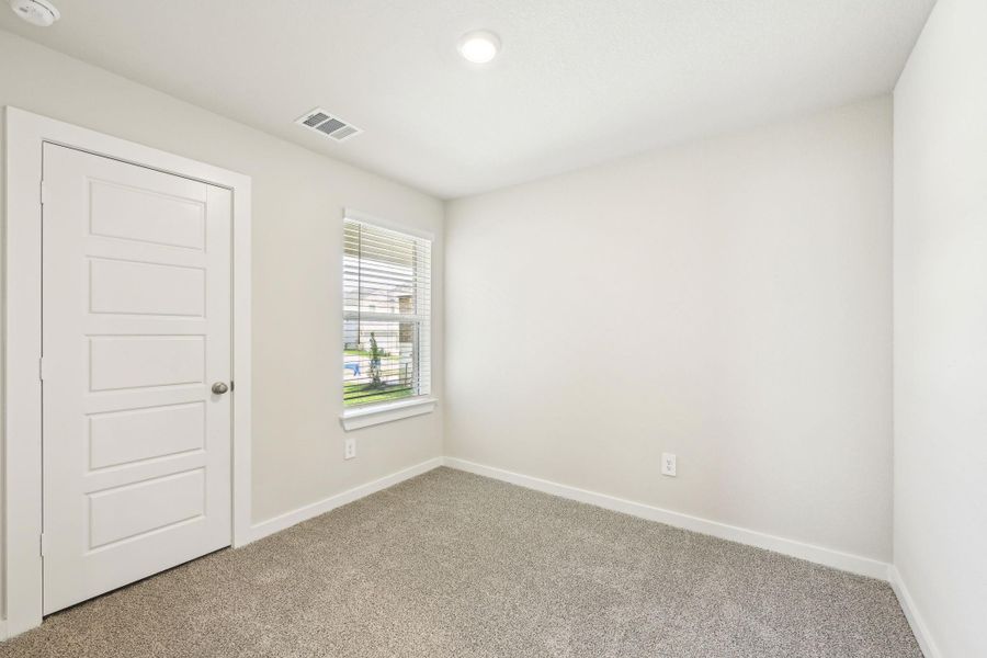 Photo is not of the actual home but is an inspirational photo of builder’s model home and may depict options, furnishings, and/or decorator features that are not included.