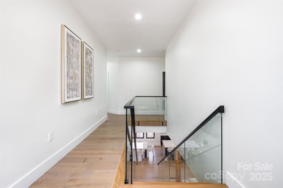 Image 34 of a home in .