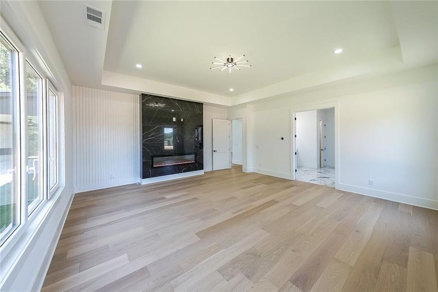 Spacious, unfurnished interior of a new home in , Dacula (Image 57).