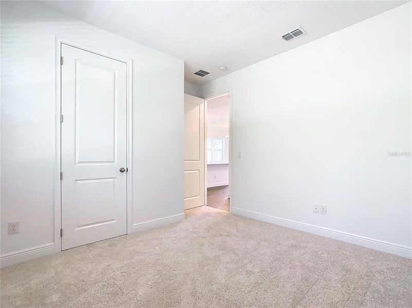 Spacious, unfurnished interior of a new home in , Winter Garden (Image 41).