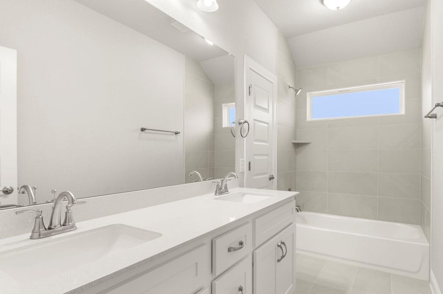 Furnished interior view inside a new home in Clear Creek, Round Rock (Image 10).