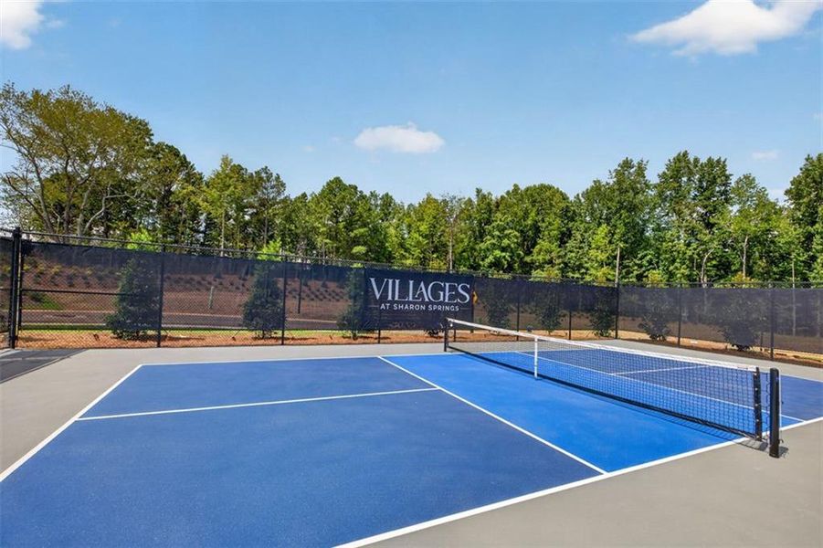 Community amenities in Villages at Sharon Springs, Cumming (Image 55).