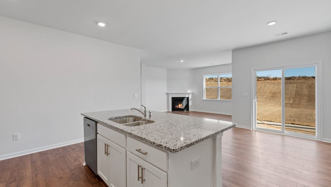 Furnished interior view inside a new home in Sage Grove, Lyman (Image 10).