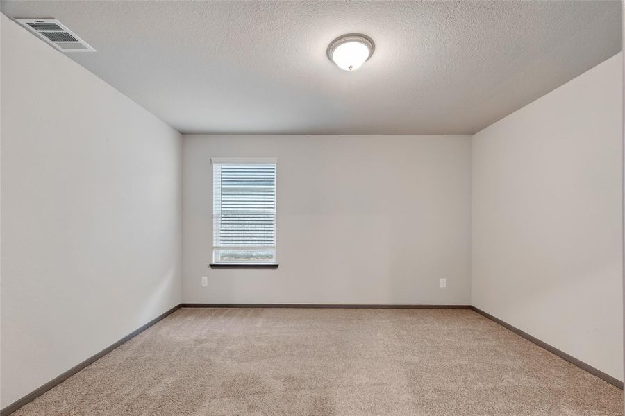 Spacious, unfurnished interior of a new home in Rollingbrook Estates, Baytown (Image 36). Spacious, unfurnished interior of a new home in Rollingbrook Estates, Baytown (Image 36).