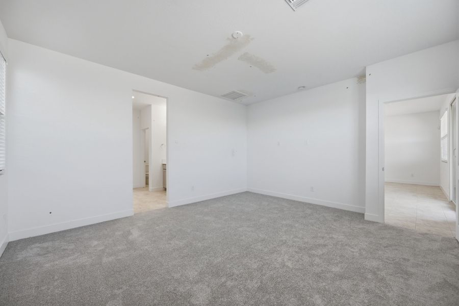 Spacious, unfurnished interior of a new home in Artisan at Asante, Surprise (Image 32). Spacious, unfurnished interior of a new home in Artisan at Asante, Surprise (Image 32).