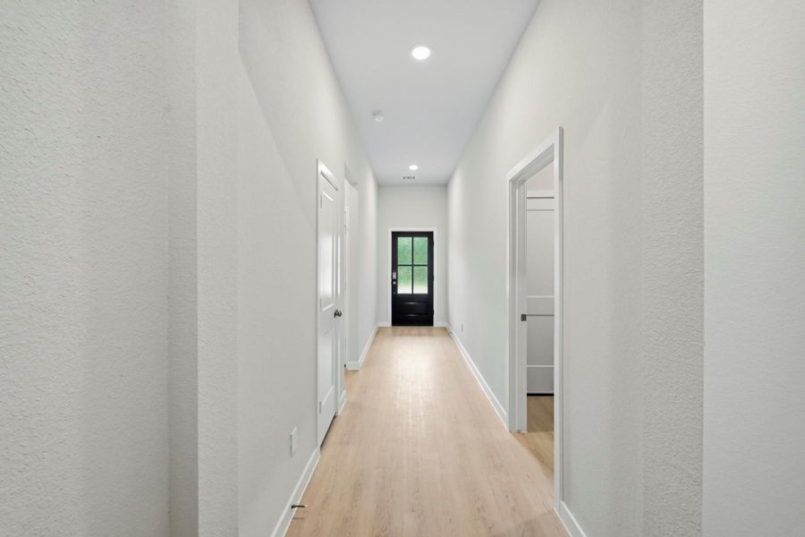 Spacious, unfurnished interior of a new home in Audubon, Magnolia (Image 19). Spacious, unfurnished interior of a new home in Audubon, Magnolia (Image 19).