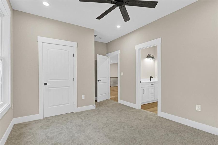 Spacious, unfurnished interior of a new home in , Barnesville (Image 16).