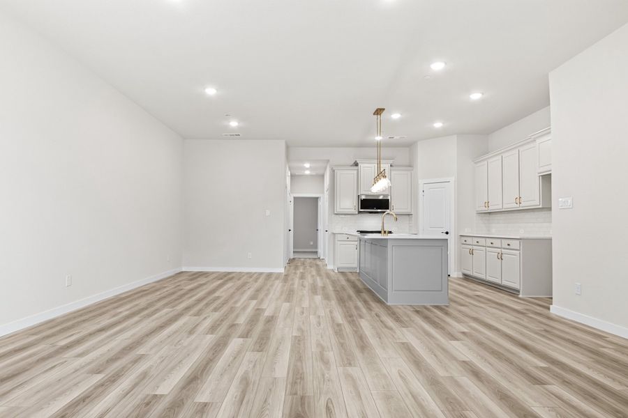 Spacious, unfurnished interior of a new home in Woodbridge Villas, Wylie (Image 22). Spacious, unfurnished interior of a new home in Woodbridge Villas, Wylie (Image 22).