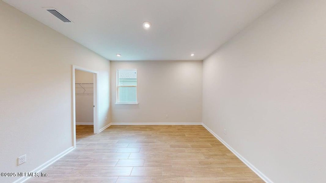 Spacious, unfurnished interior of a new home in Lakes at Bella Lago, Green Cove Springs (Image 10). Spacious, unfurnished interior of a new home in Lakes at Bella Lago, Green Cove Springs (Image 10).