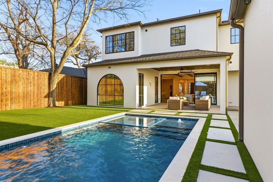 Exterior details and patio area of a home in , Dallas (Image 25).