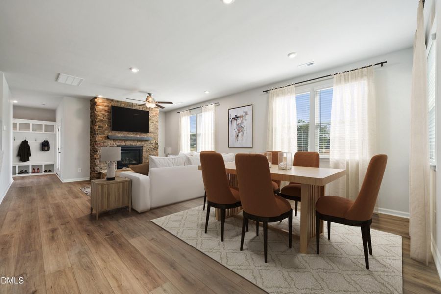 S_CLT_SIL_Idlewild_INT_DIN_1