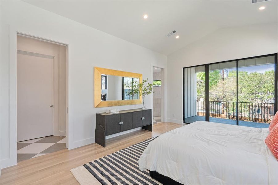 Furnished interior view inside a new home in , Dallas (Image 17).