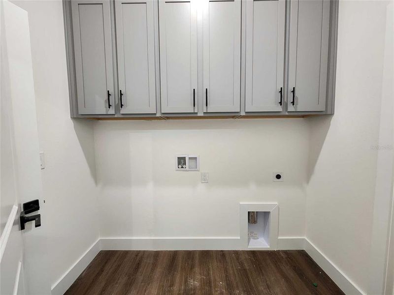 Spacious, unfurnished interior of a new home in , Homosassa (Image 12).