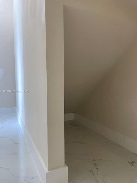 Spacious, unfurnished interior of a new home in , Miami (Image 28).
