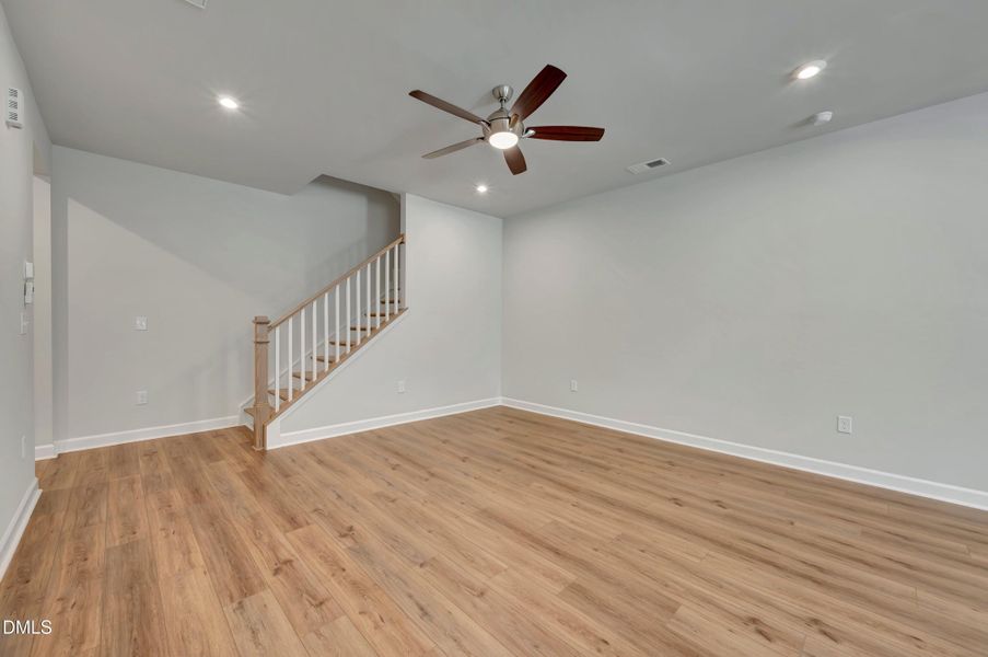 RAL_MewsatHoldingVillage_Wilson-MewsatHo RAL_MewsatHoldingVillage_Wilson-MewsatHo