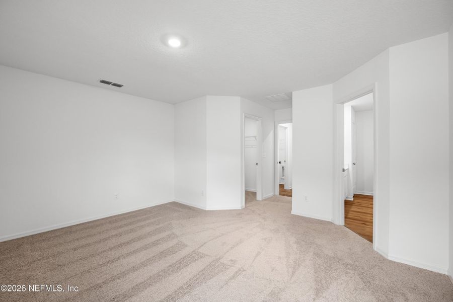 Spacious, unfurnished interior of a new home in Westport Landing, Jacksonville (Image 34).