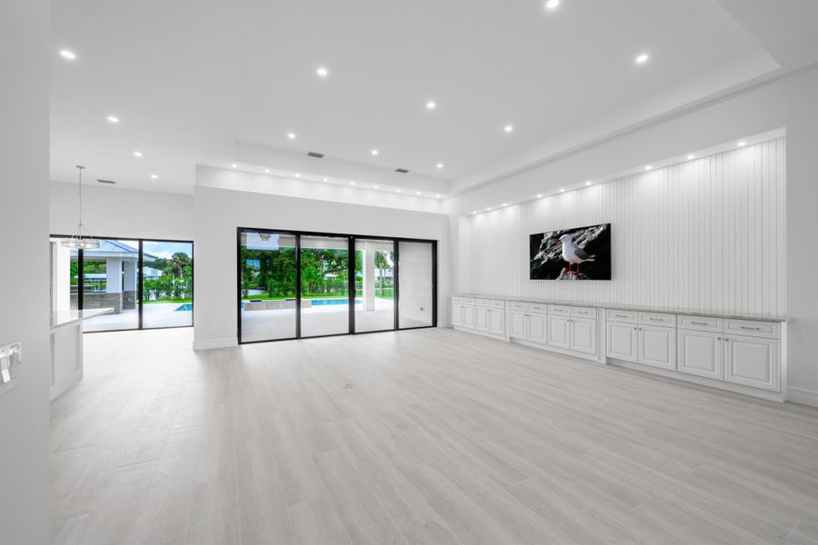 Spacious, unfurnished interior of a new home in , Stuart (Image 19).