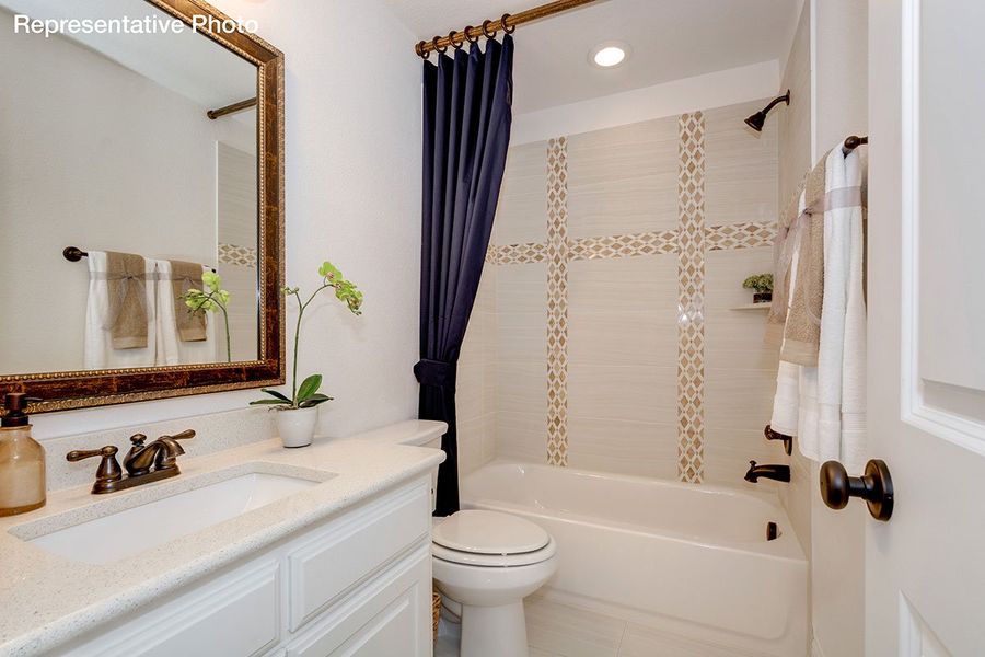 Representative furnished interior of a home built from the Downton Abbey by Grand Homes in Grand Oaks, Celina (Image 33).