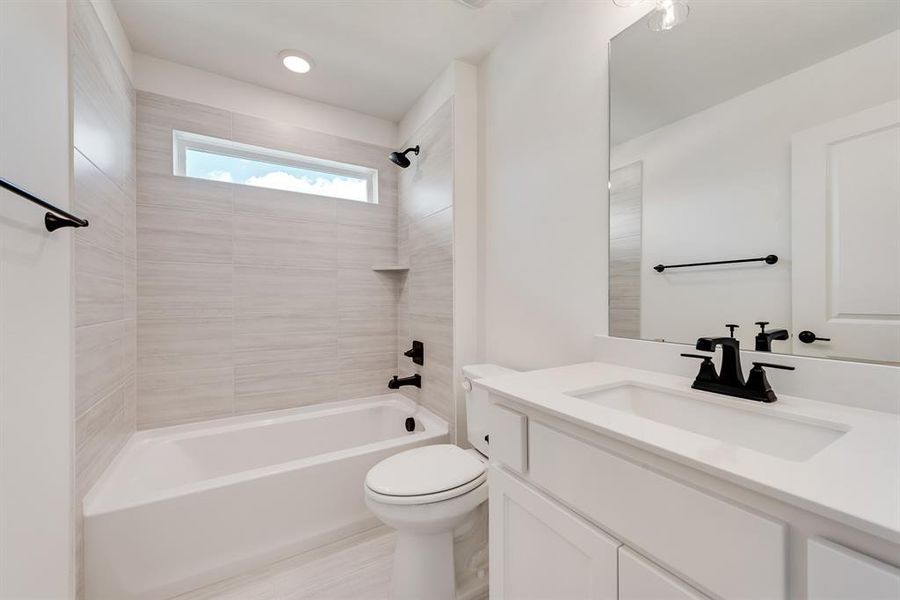 Furnished interior view inside a new home in Fields - 40' Lots, Frisco (Image 10). Furnished interior view inside a new home in Fields - 40' Lots, Frisco (Image 10).