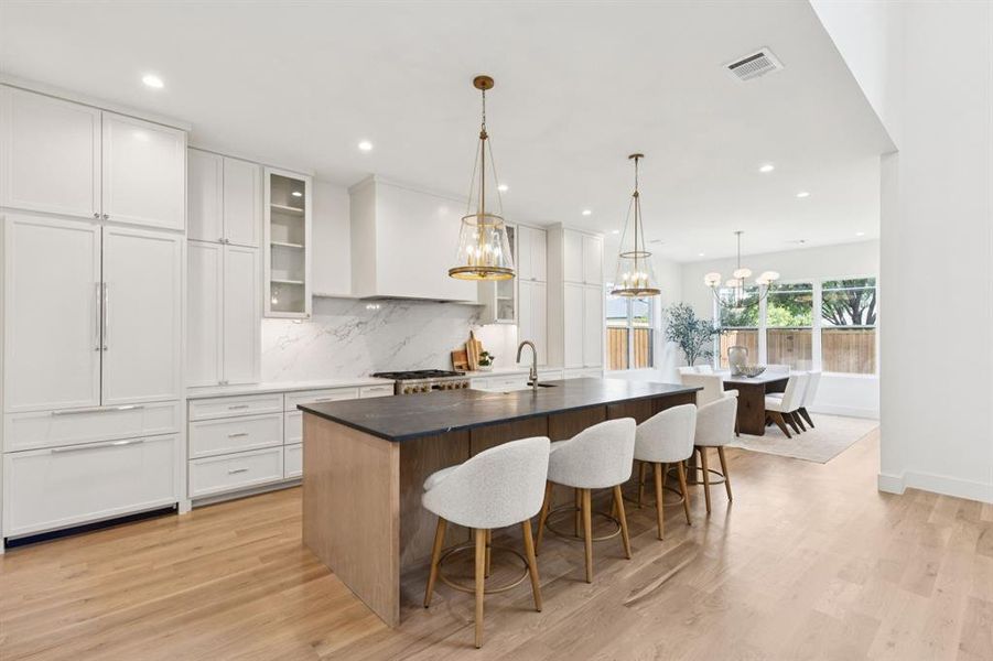 Furnished interior view inside a new home in , Dallas (Image 22).