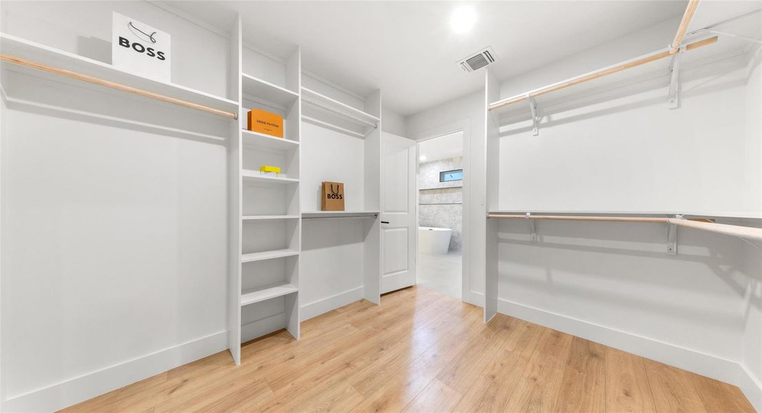 Image 32 of a home in .