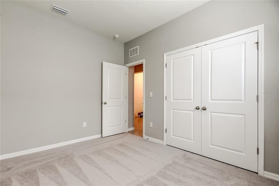 Spacious, unfurnished interior of a new home in , Wesley Chapel (Image 20).