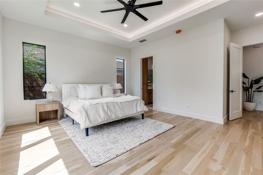 Furnished interior view inside a new home in , Dallas (Image 17).